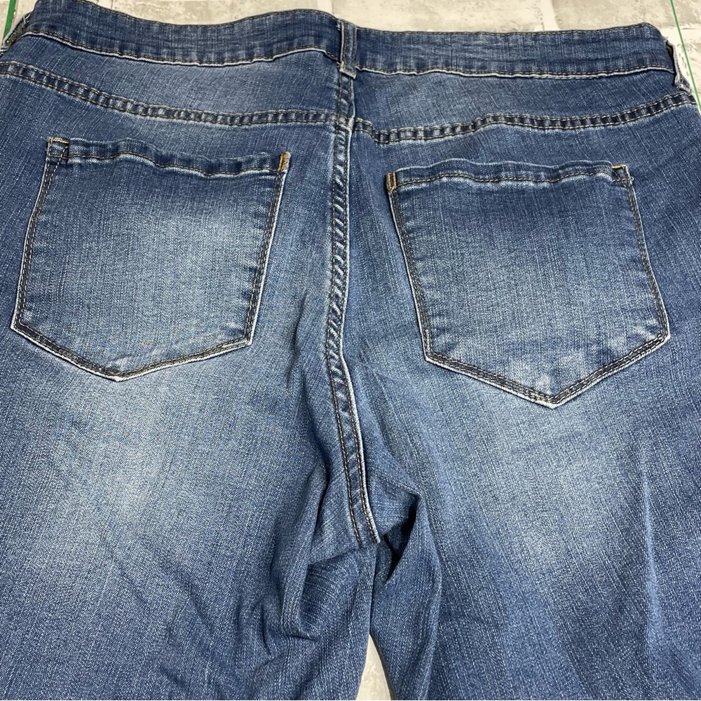Vintage Code Bleu America "Bestie" Jeans. Gracie. Size 14W. Distressed. Studs - Picture 11 of 15